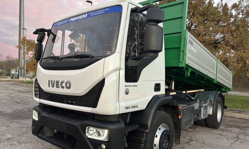Camion Iveco Eurocargo 180e28  Ribaltabile Trilaterale Usato