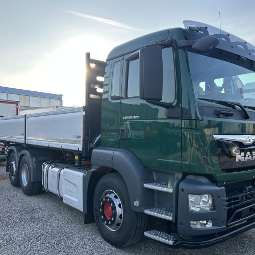 Vendo MAN TGS 26.320 RIBALTABILE TRILATERALE